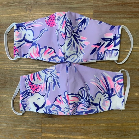 Lilly Pulitzer Fabric Face Mask - Picture 5 of 6